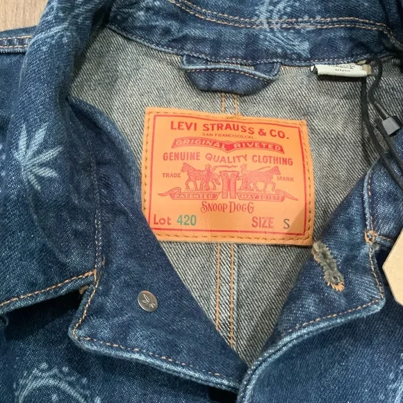 LEVI'S x SNOOP DOGG BLUE PAISLEY/BANDANA 420 HEMP DENIM CHORE JACKET Men's Sz S